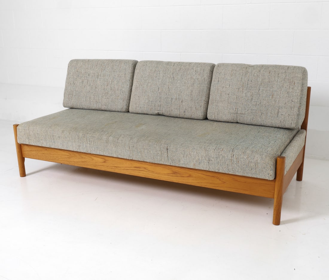 DEN BLAA FABRIK DANISH WOOL DAYBED SOFA C. 1960S (1 of 16)