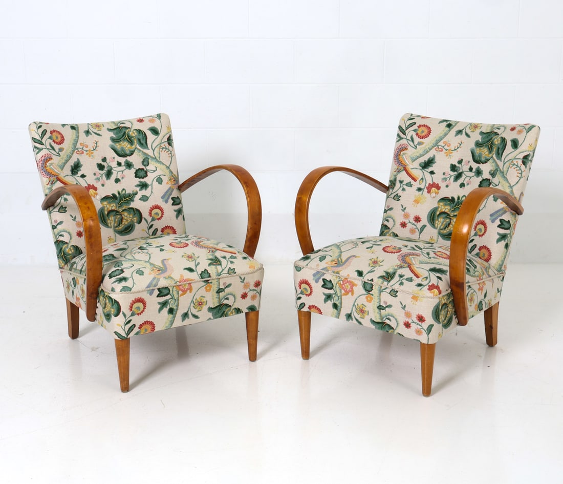 PAIR OF HALABALA STYLE LOUNGE CHAIRS C. 1940S (1 of 18)