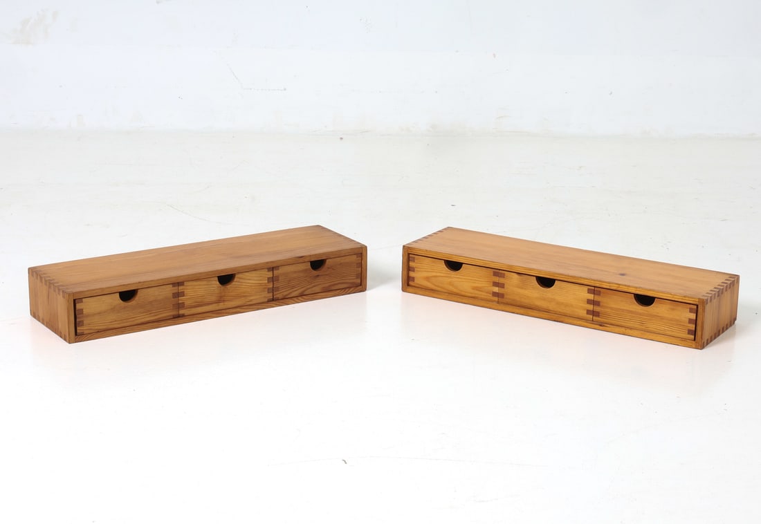 PAIR ATE VAN APELDOORN DUTCH PINE FLOATING SHELVES (1 of 12)