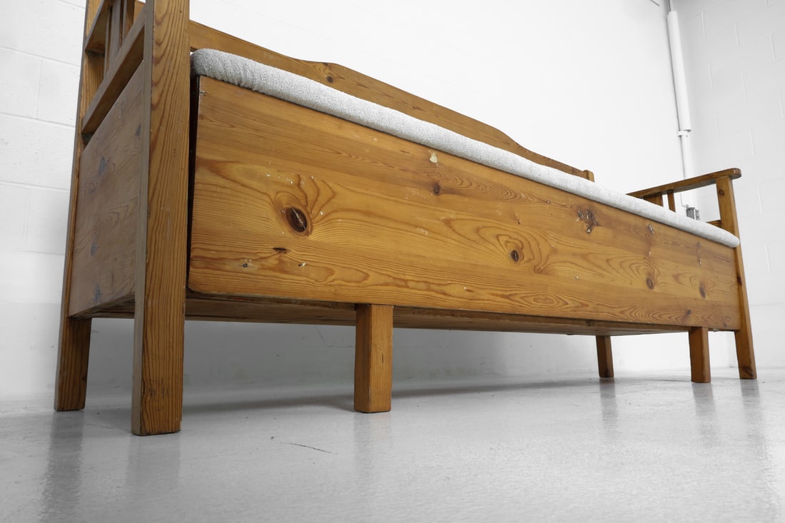 SWEDISH PINE STORAGE SOFA/BENCH - 17