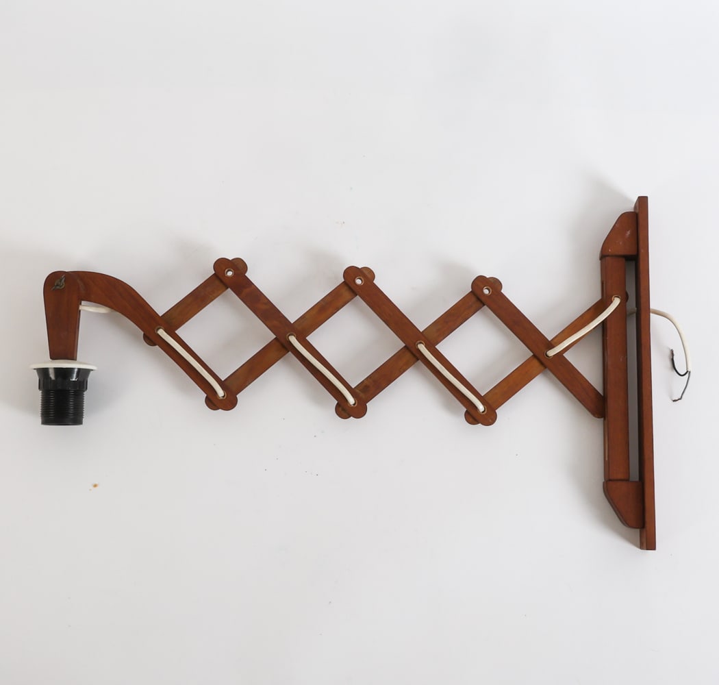 DANISH TEAK SCISSOR WALL SCONCE (1 of 17)