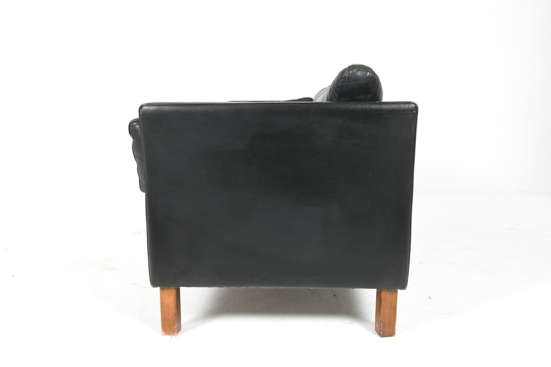 WIELS MOBLER DANISH LEATHER SOFA - 10
