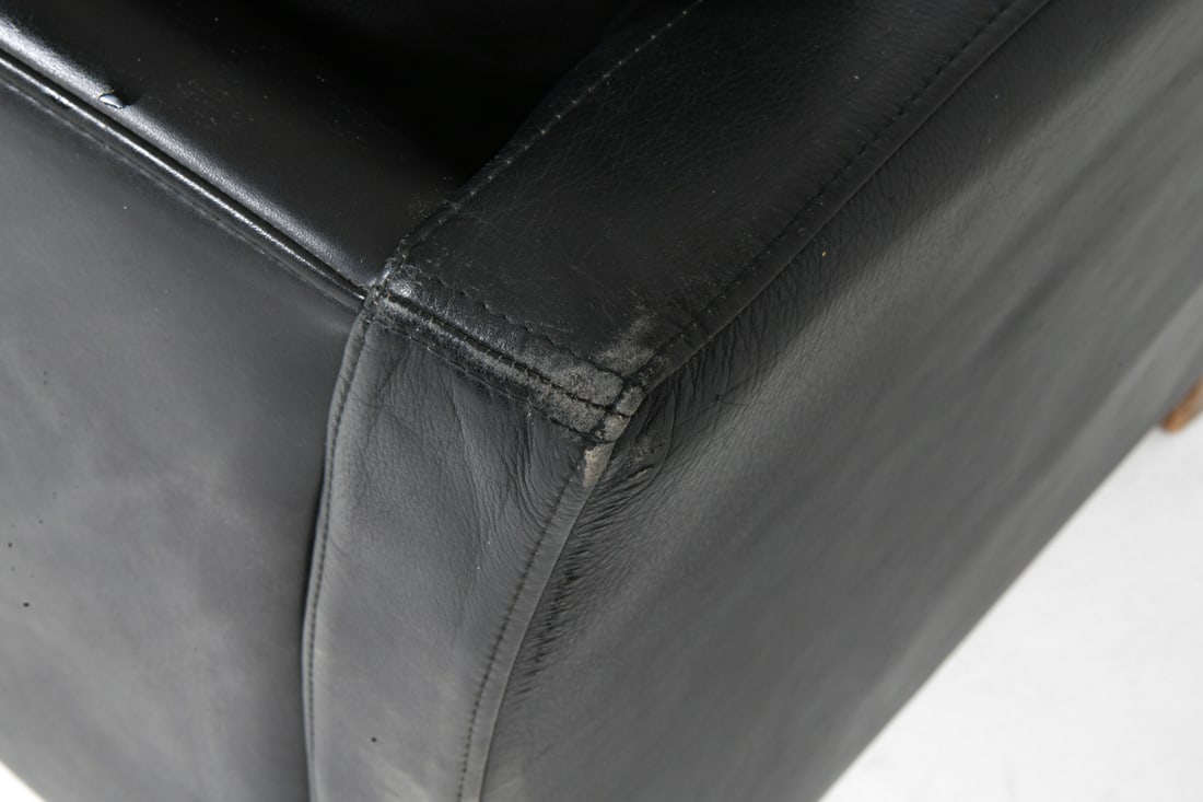 WIELS MOBLER DANISH LEATHER SOFA - 13