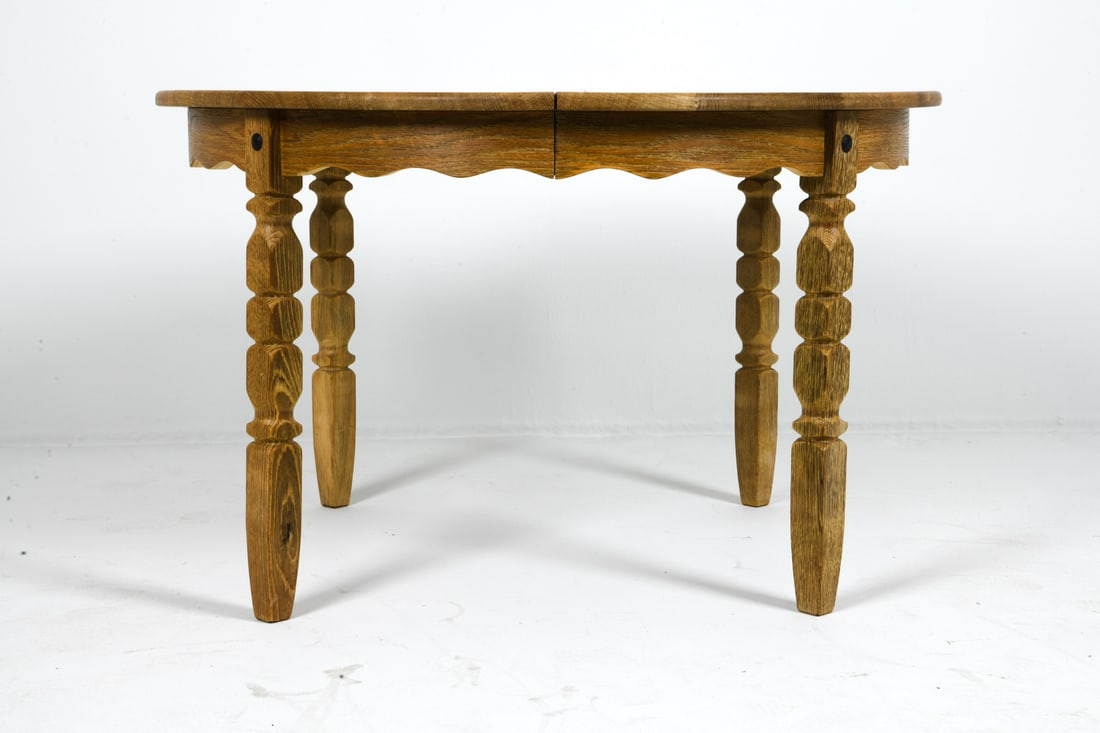 HENNING KJAERNULF STYLE OAK DINING TABLE - 10