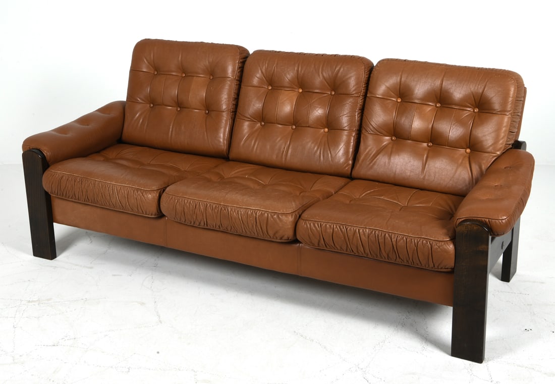 EKORNES STYLE DANISH LEATHER & BEECH SOFA C. 1970S (1 of 1)