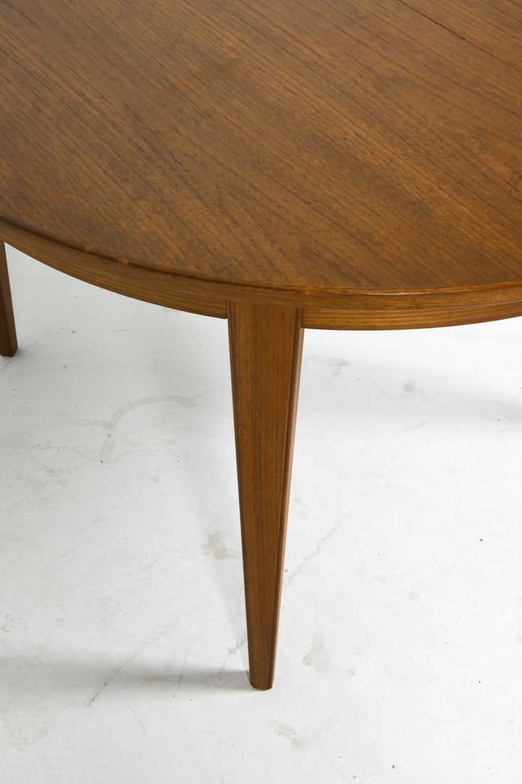 OMANN JUN MOBELFABRIK TEAK EXTENDING DINING TABLE - 6