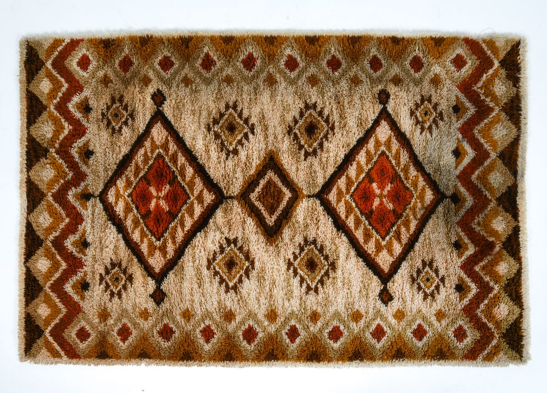 PRINSTAPIJT DUTCH SHAG WOOL RUG C. 1970S (1 of 10)