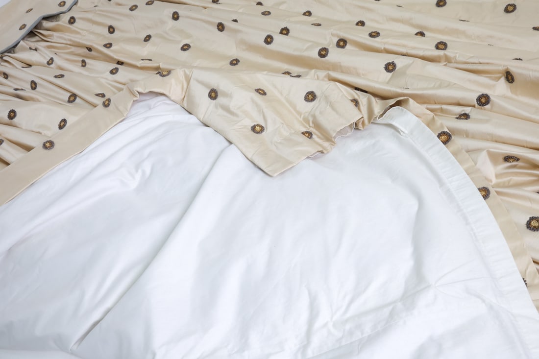 DRAPERIES AND BED CANOPY - 9