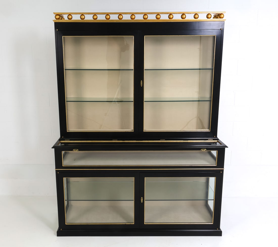 SMITH & WATSON EBONIZED DISPLAY VITRINE - 4