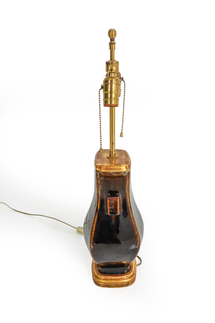 CHINESE CERAMIC VASE TABLE LAMP - 9