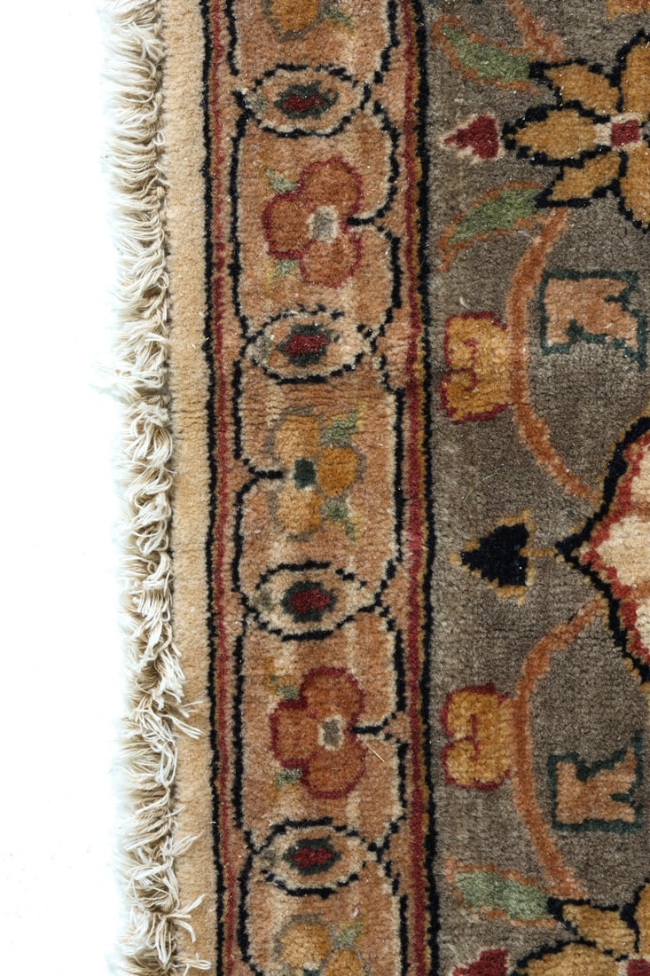 PERSIAN BAKHTARI RUG - 10