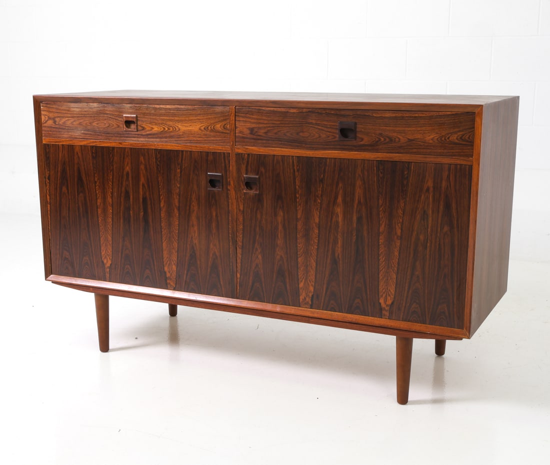 ERIK BROUER DANISH ROSEWOOD SIDEBOARD C. 1960S (1 of 19)