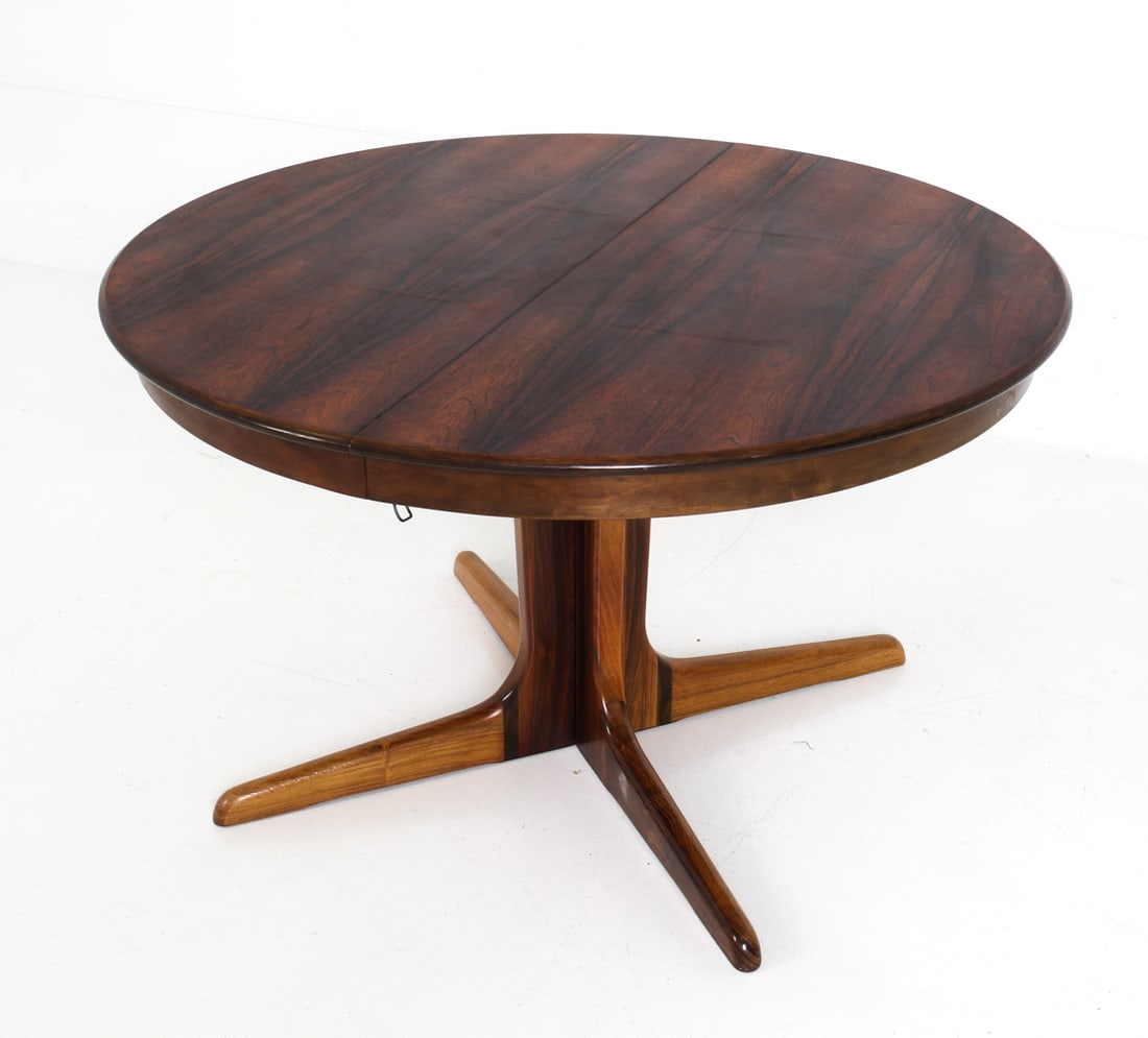 ATTR DYRUND DANISH ROSEWOOD EXTENDING DINING TABLE (1 of 17)