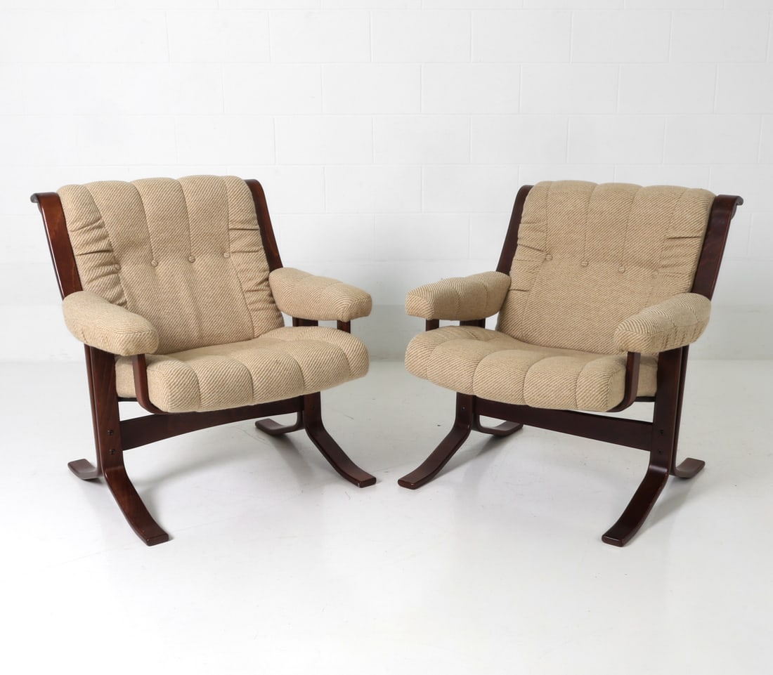 PAIR STYLE OF HJORTDAL SCANDINAVIAN EASY CHAIRS (1 of 18)