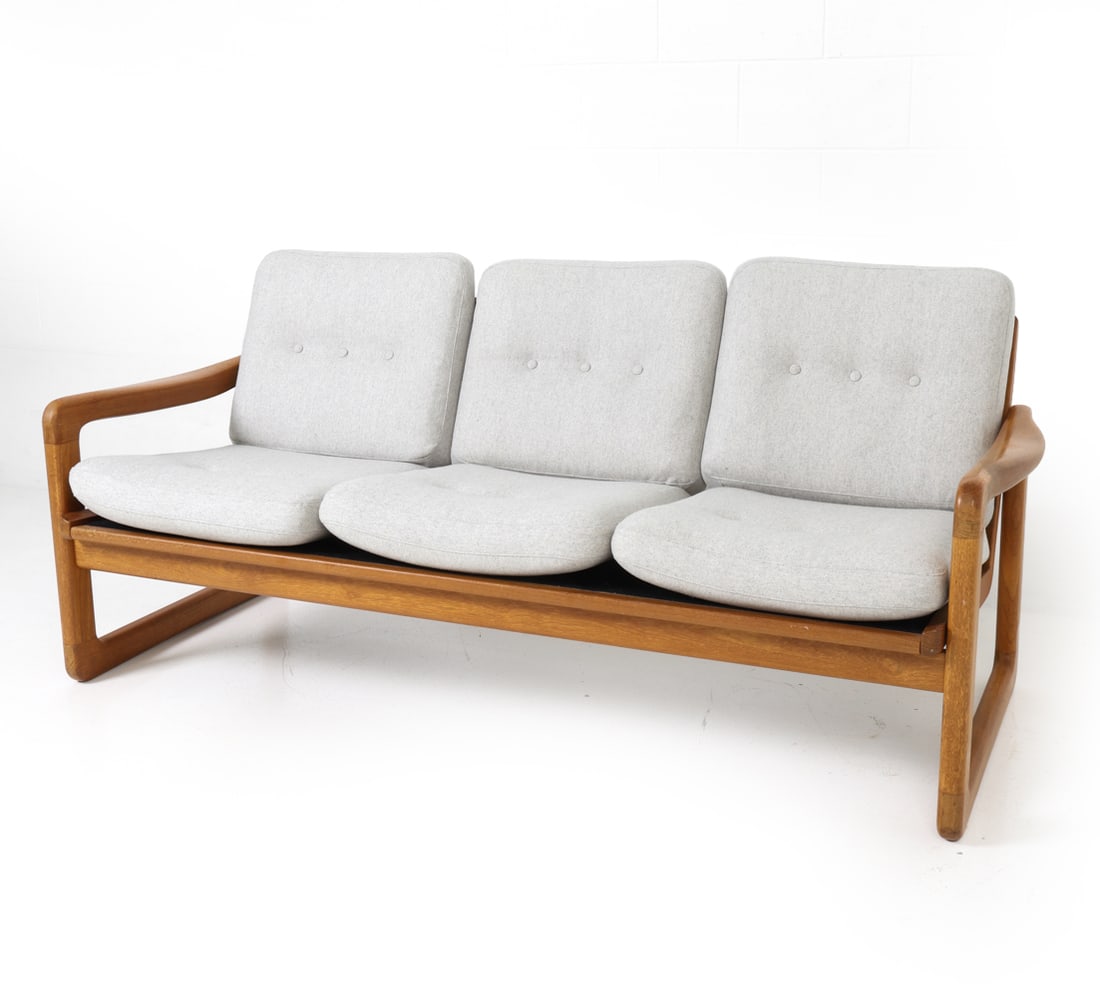 ATTR. HOSTEBRO DANISH TEAK SOFA C. 1970S (1 of 16)