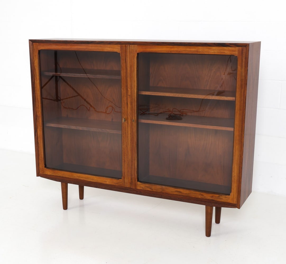 ERIK BROUER DANISH ROSEWOOD DISPLAY CABINET 1970S (1 of 17)