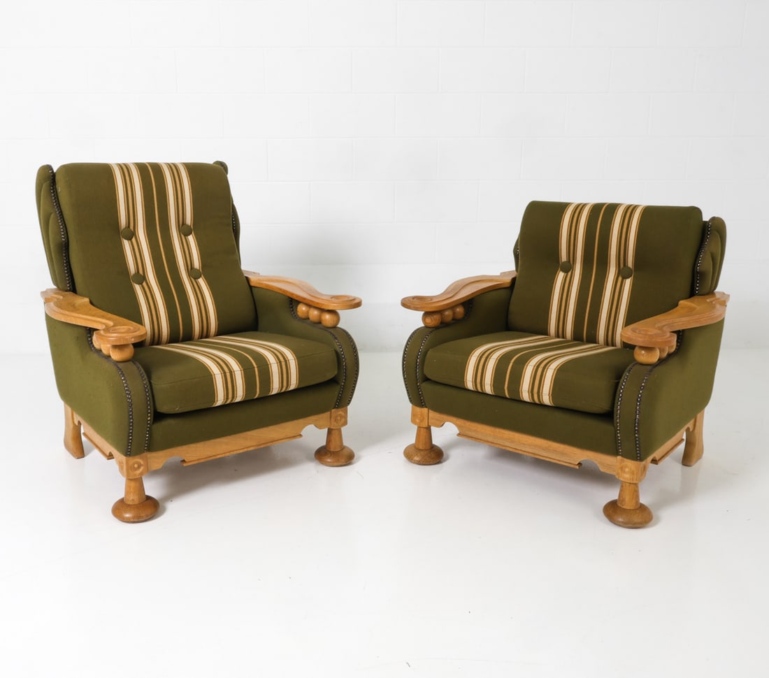 (2) STYLE OF KJAERNULF DANISH OAK LOUNGE CHAIRS (1 of 18)