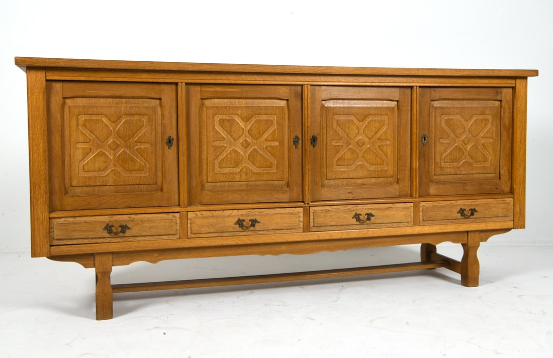 KJAERNULF STYLE DANISH OAK SIDEBOARD C. 1970S (1 of 1)