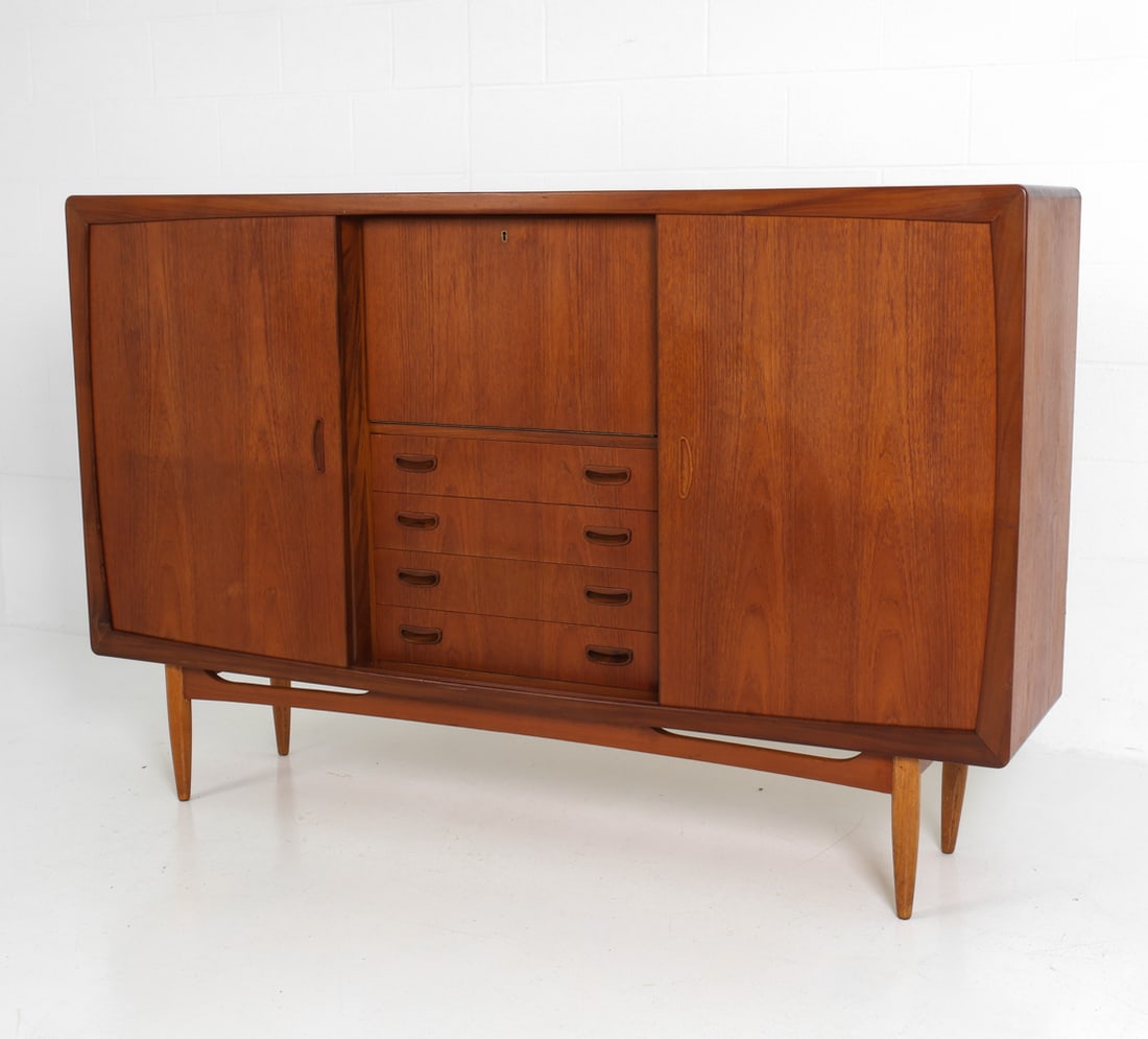 ATTR. HP HANSEN DANISH TEAK SIDEBOARD C. 1960S (1 of 20)