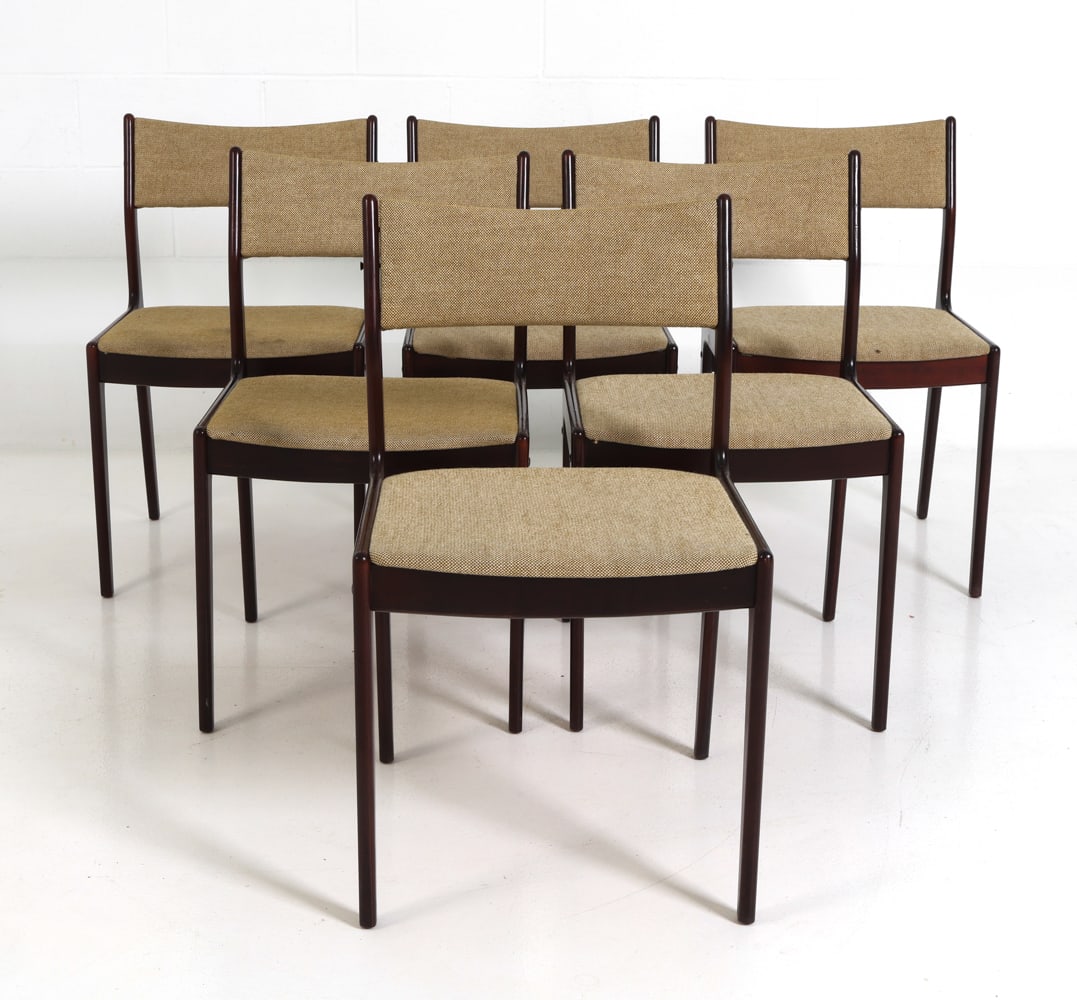 (6) JOHANNES ANDERSEN ULDUM ROSEWOOD DINING CHAIRS (1 of 11)