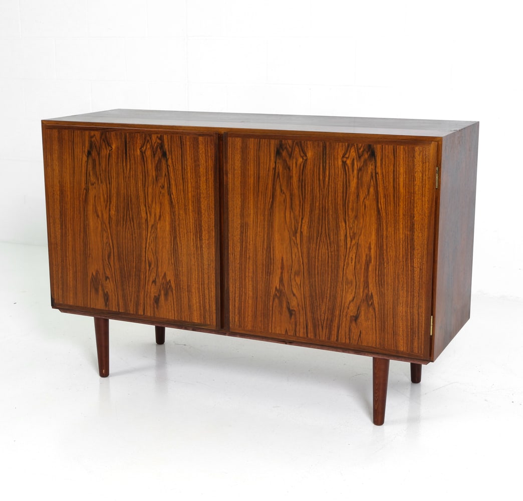 OMANN JUN MODEL 4 DANISH ROSEWOOD CABINET C. 1960S (1 of 17)