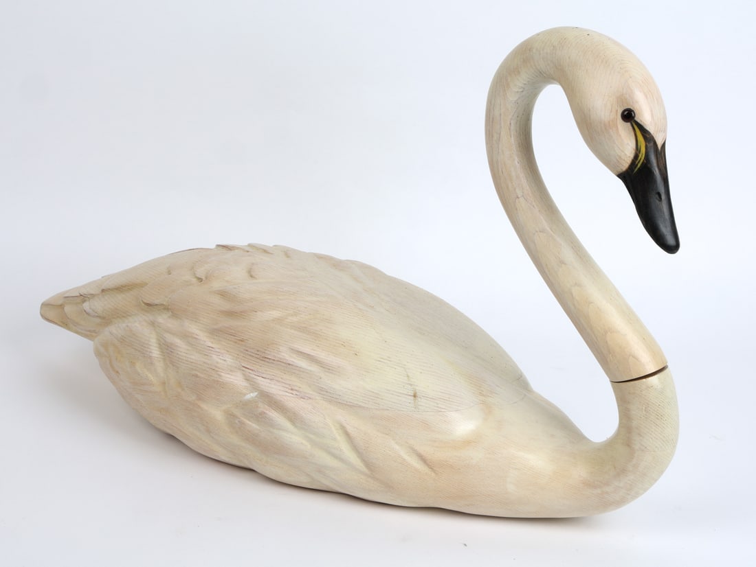 PAINTED WOODEN SWAN DECOY (1 of 10)