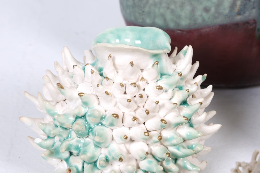 STUDIO CERAMIC VASE GROUPING - 10