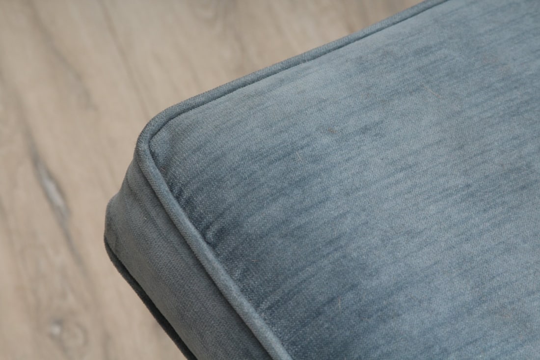 CONTEMPORARY BRASS BENCH - 3