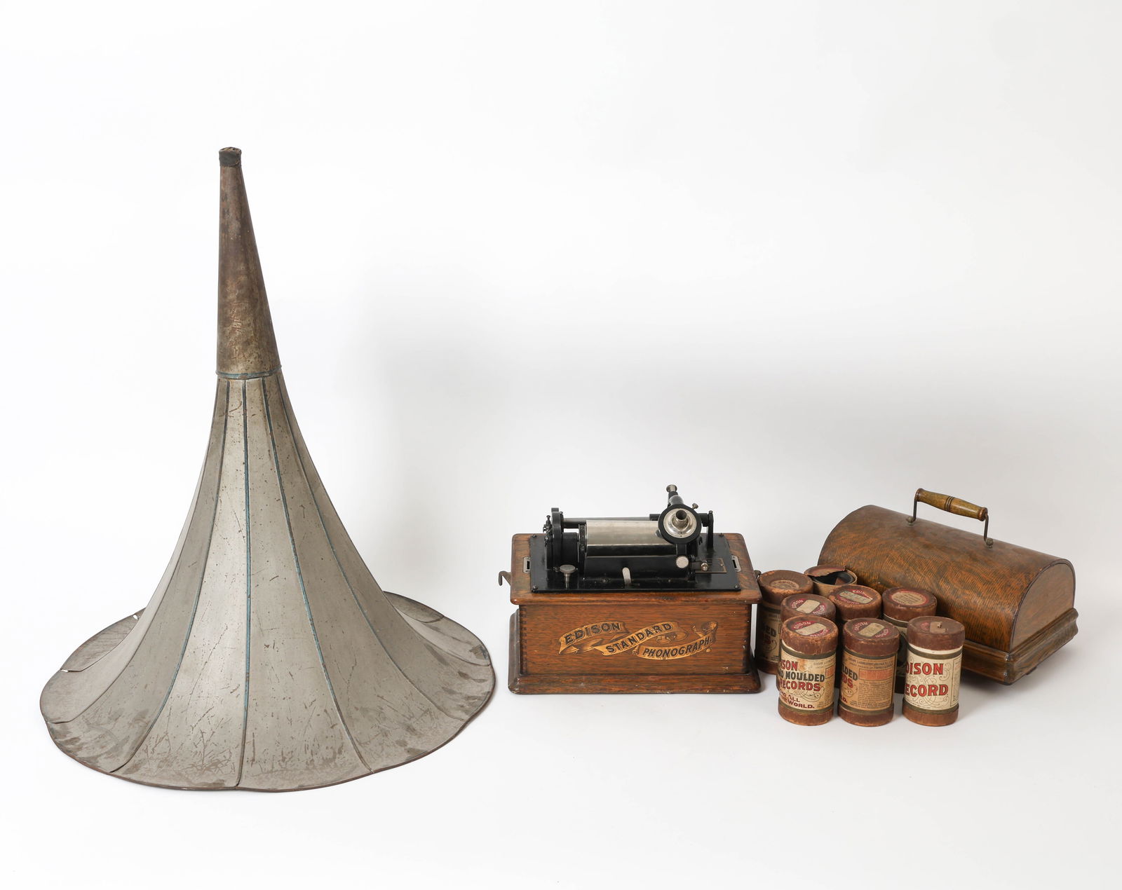 THOMAS EDISON POHONOGRAPH SUITCASE MODEL C (1 of 16)