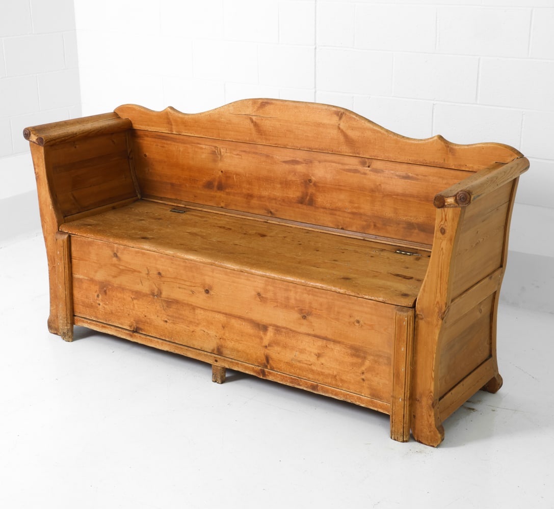 ANTIQUE SWEDISH PINE STORAGE BENCH - 2