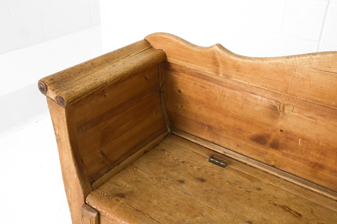 ANTIQUE SWEDISH PINE STORAGE BENCH - 5