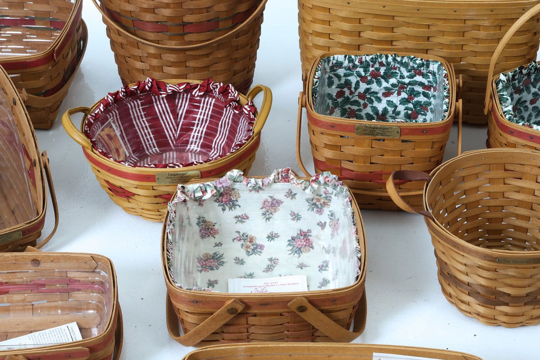 LONGABERGER BASKET GROUPING C. 1990S - 4
