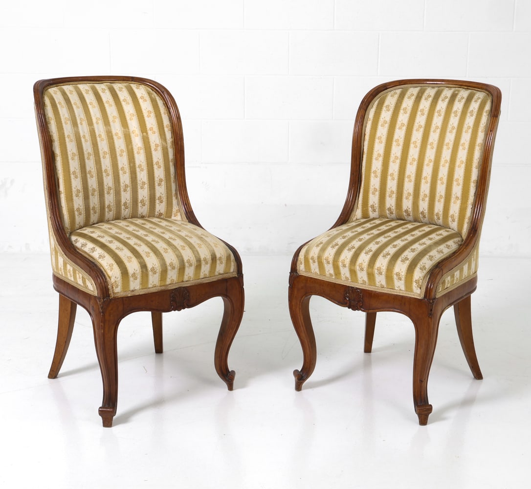 PAIR OF ANTIQUE FRENCH LOUIS XV STYLE SIDE CHAIRS (1 of 20)