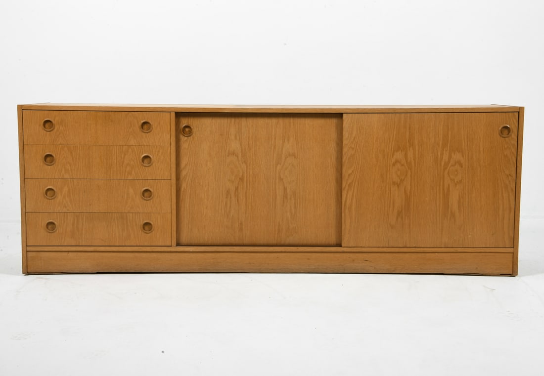STYLE OF SVEN ELLEKAER DANISH OAK SIDEBOARD 1970S (1 of 9)