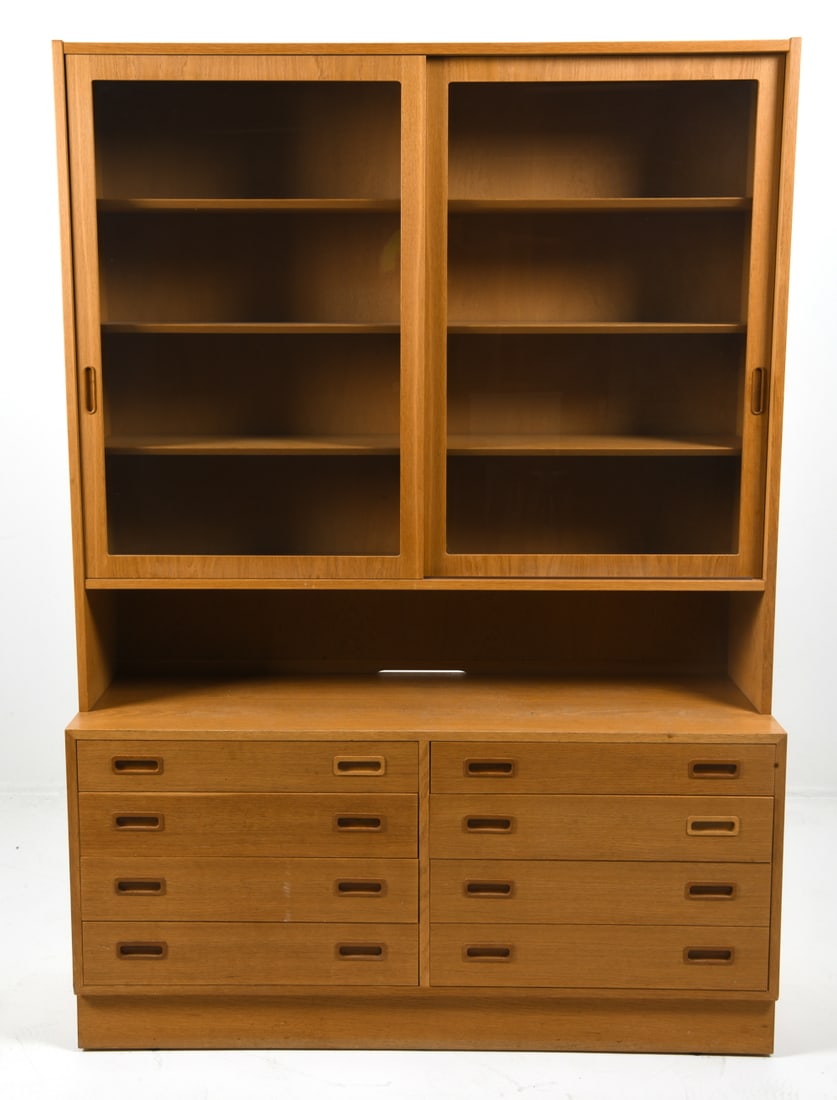 POUL HUNDEVAD DANISH OAK BOOKCASE CABINET C. 1970S (1 of 13)