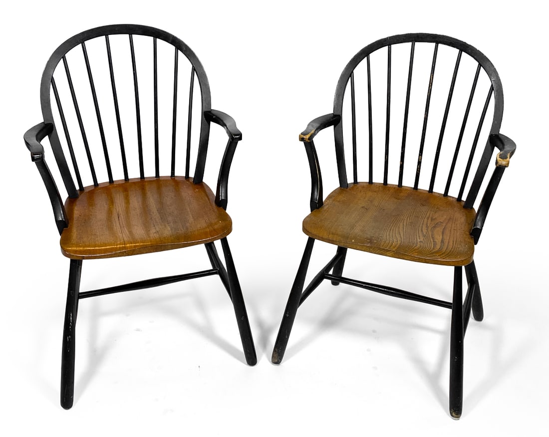 PAIR OF WINDSOR STYLE ARMCHAIRS C. 1950S (1 of 15)