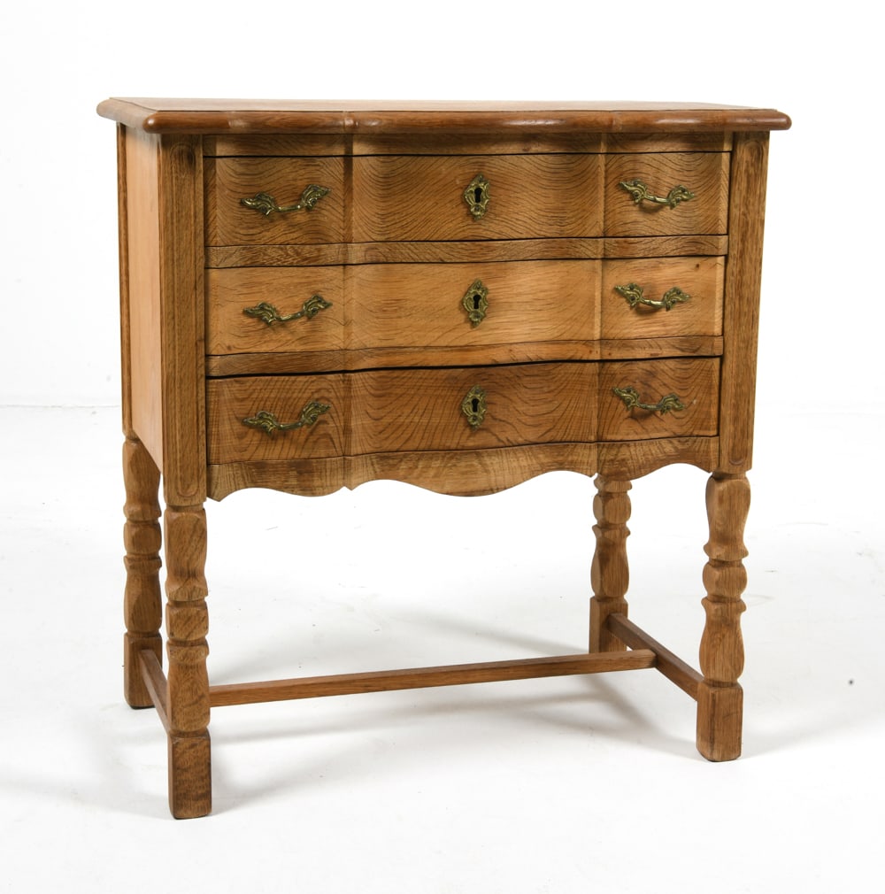 ATTR HENNING KJAERNULF DANISH OAK SIDE CHEST 1970S (1 of 17)