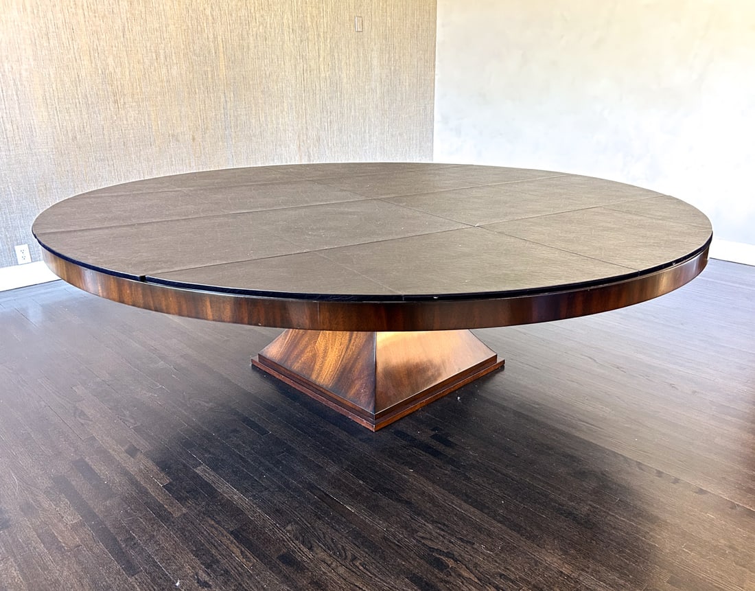 LARGE CUSTOM ROUND MAHOGANY DINING TABLE - 3