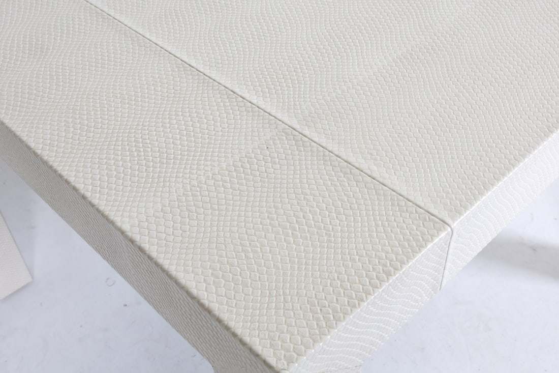 PARSONS STYLE WHITE BREAKFAST TABLE - 16