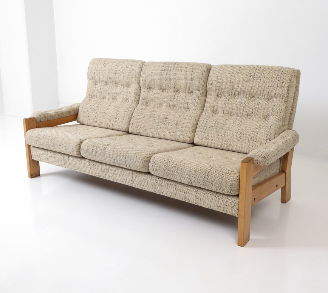 STYLE OF SKIPPER DANISH OAK SOFA C. 1960S (1 of 18)