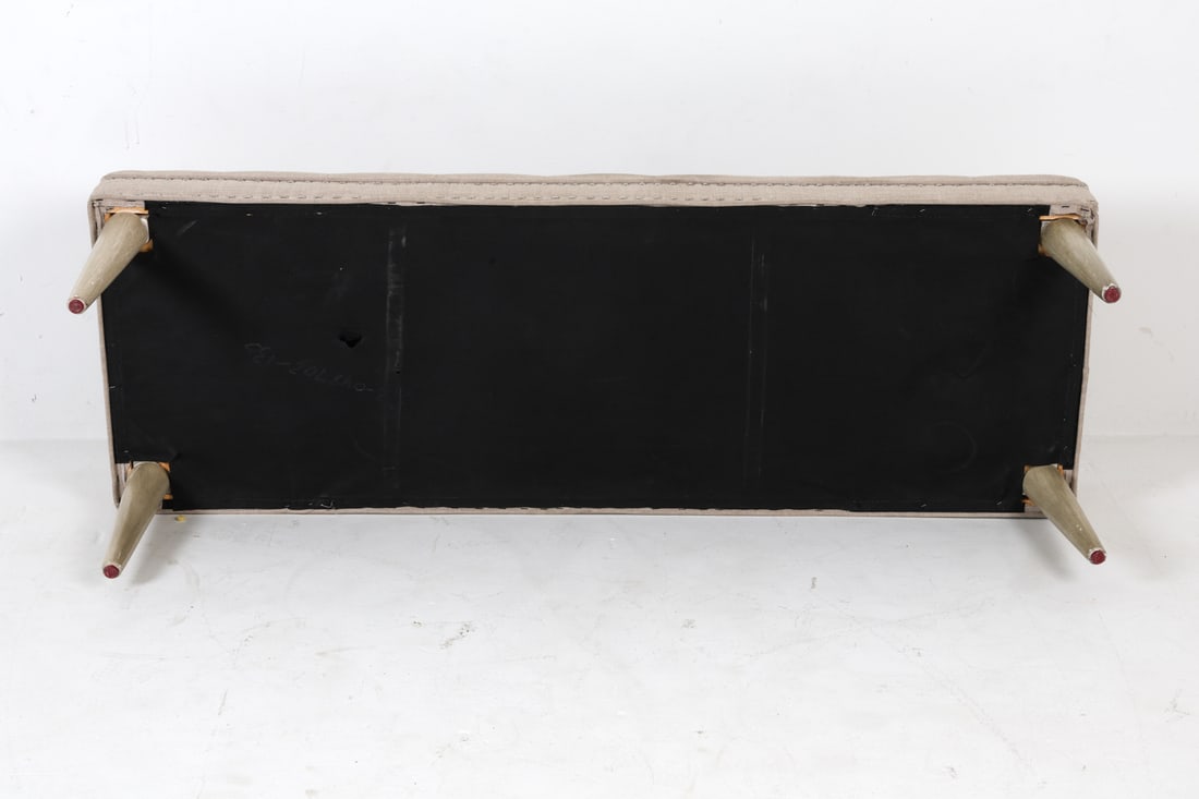 CONTEMPORARY TUFTED BENCH - 11