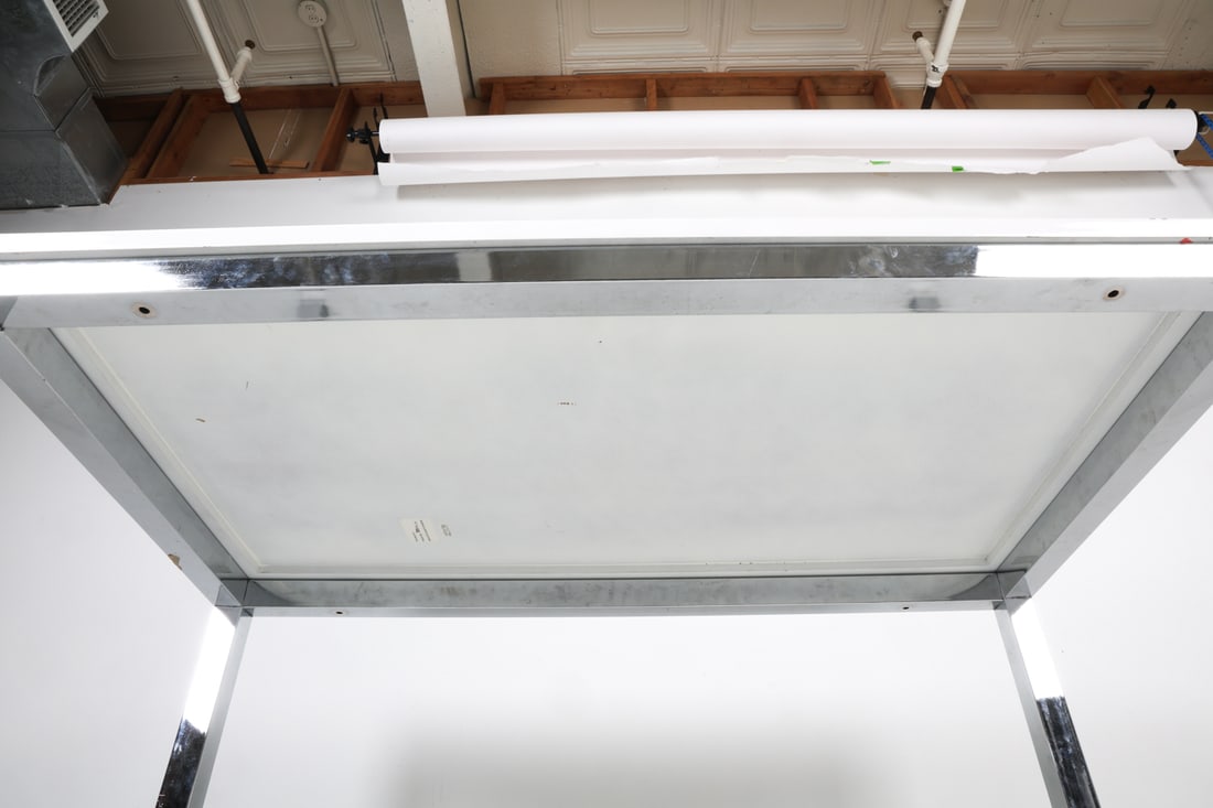 CONTEMPORARY WHITE LACQUER & CHROME TABLE - 7