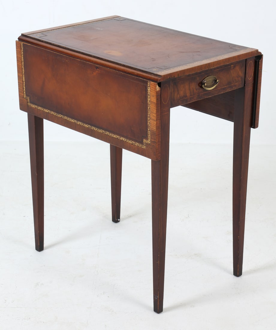 MAHOGANY DROP LEAF SIDE TABLE (1 of 17)