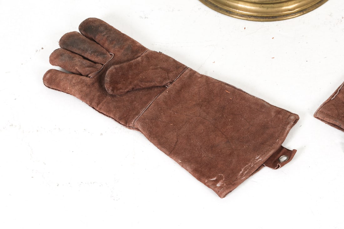 ANTIQUE BRASS COAL SCUTTLE - 5