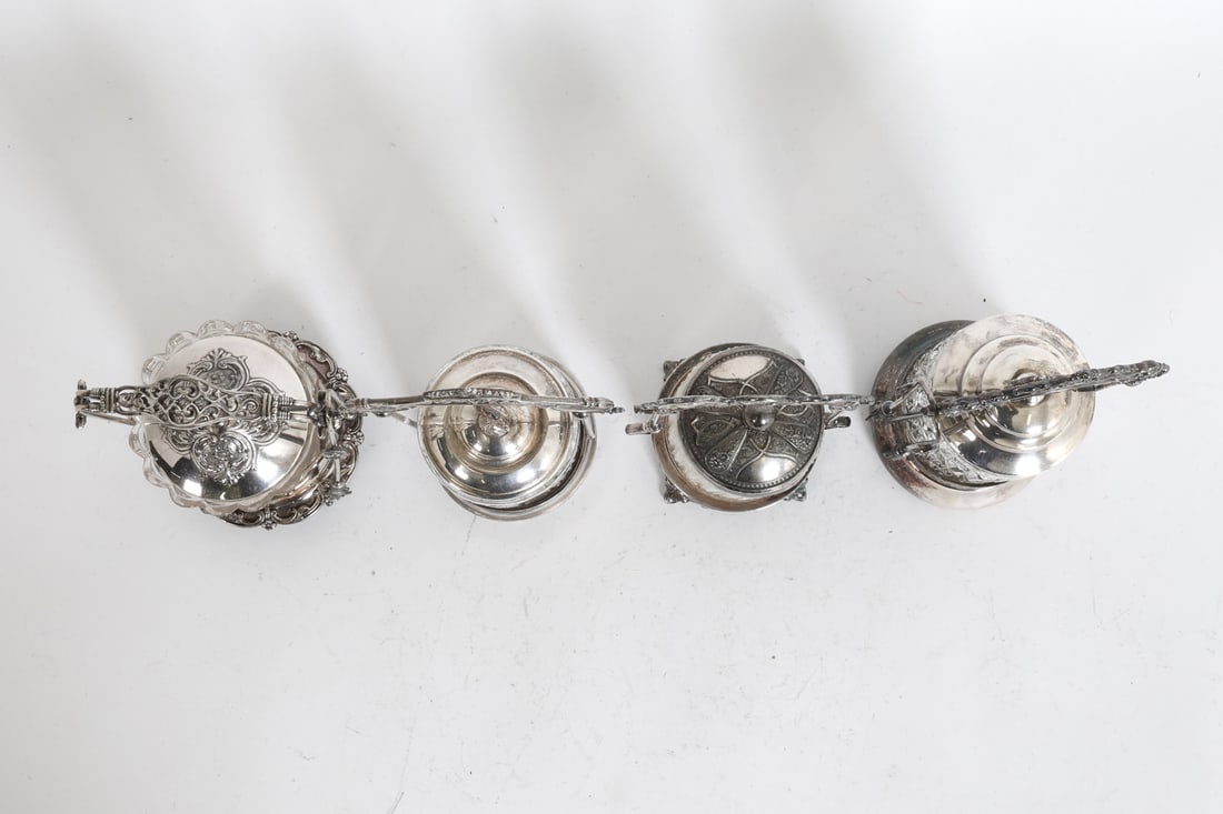 VICTORIAN PICKLE CASTOR GROUPING - 16