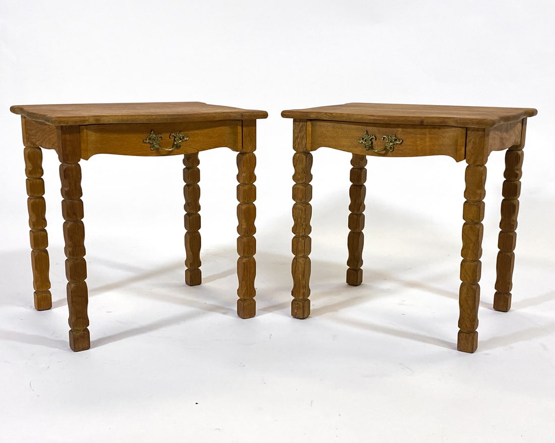 PAIR OF HENNING KJAERNULF STYLE OAK NIGHTSTANDS (1 of 13)