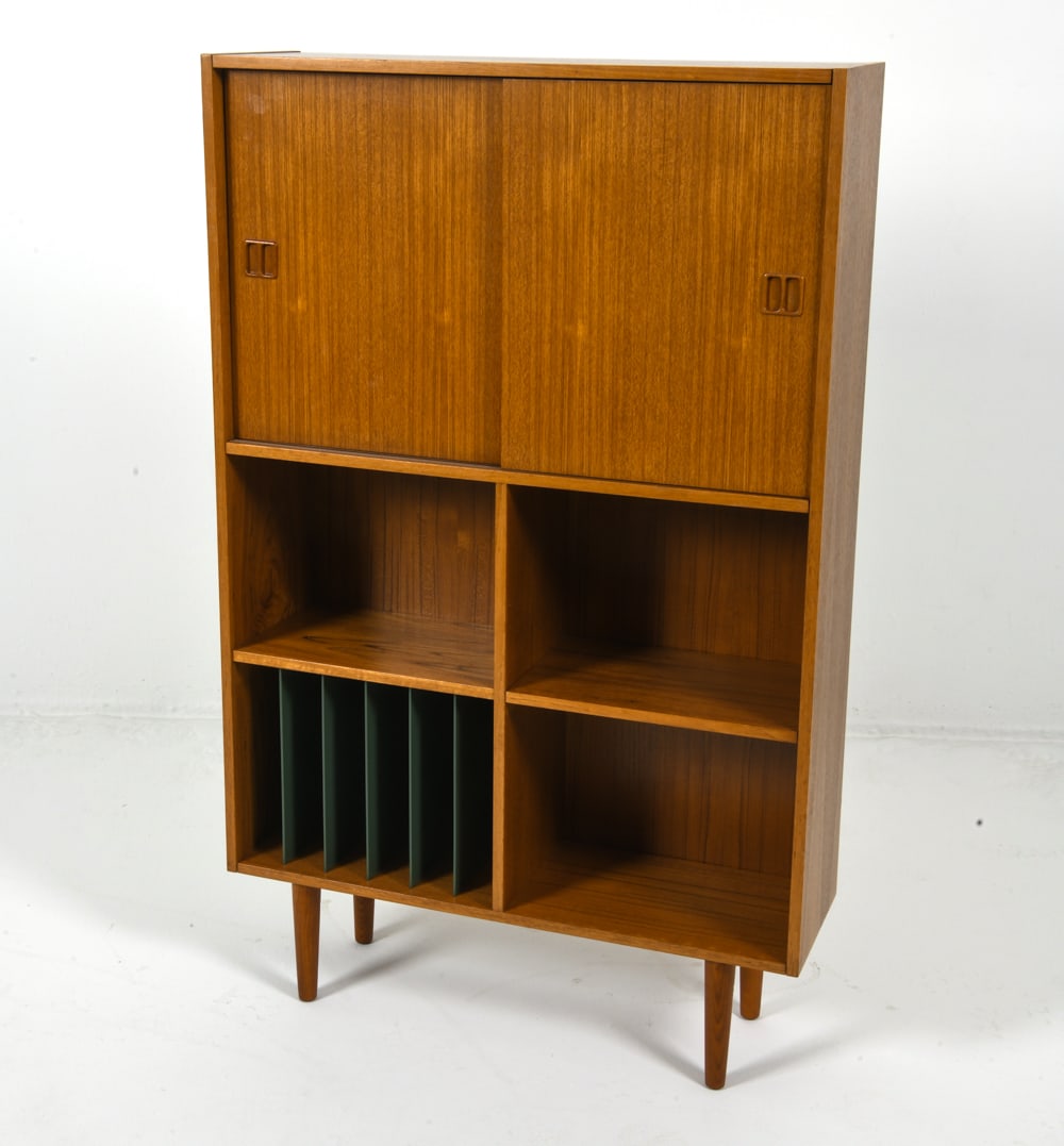ARNE VODDER STYLE DANISH TEAK CABINET C. 1960S (1 of 11)