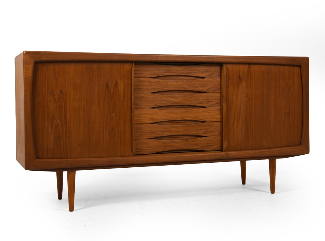 DYRLUND DANISH TEAK SIDEBOARD C. 1960S (1 of 19)