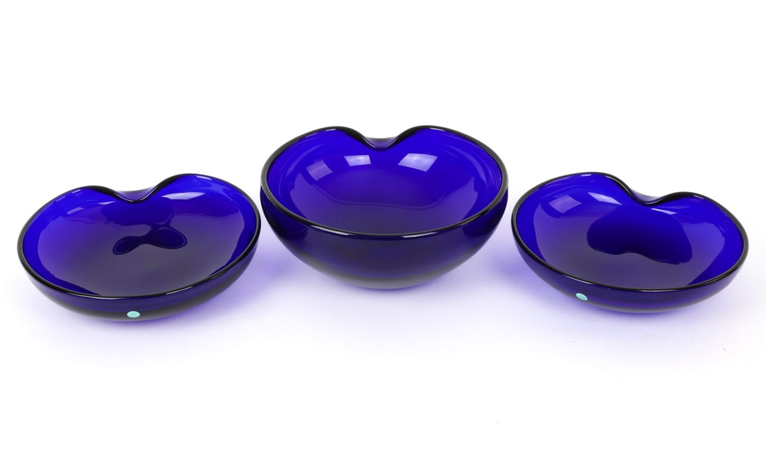 (3) ELSA PERETI FOR TIFFANY & CO GLASS BOWLS: Three glass bowls by Elsa Pereti for Tiffany & Co. Marked on underside. Dimensions: (Largest) H 5" Dia 11" Condition: Wear consistent with age and use. Scuffs to bottom of each.