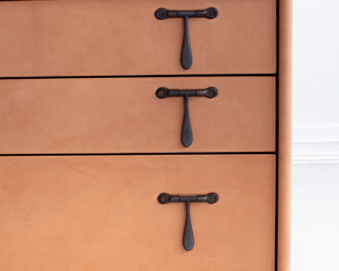 PAIR TYLER HAYS BDDW LEATHER & BRONZE SIDE CHESTS - 5